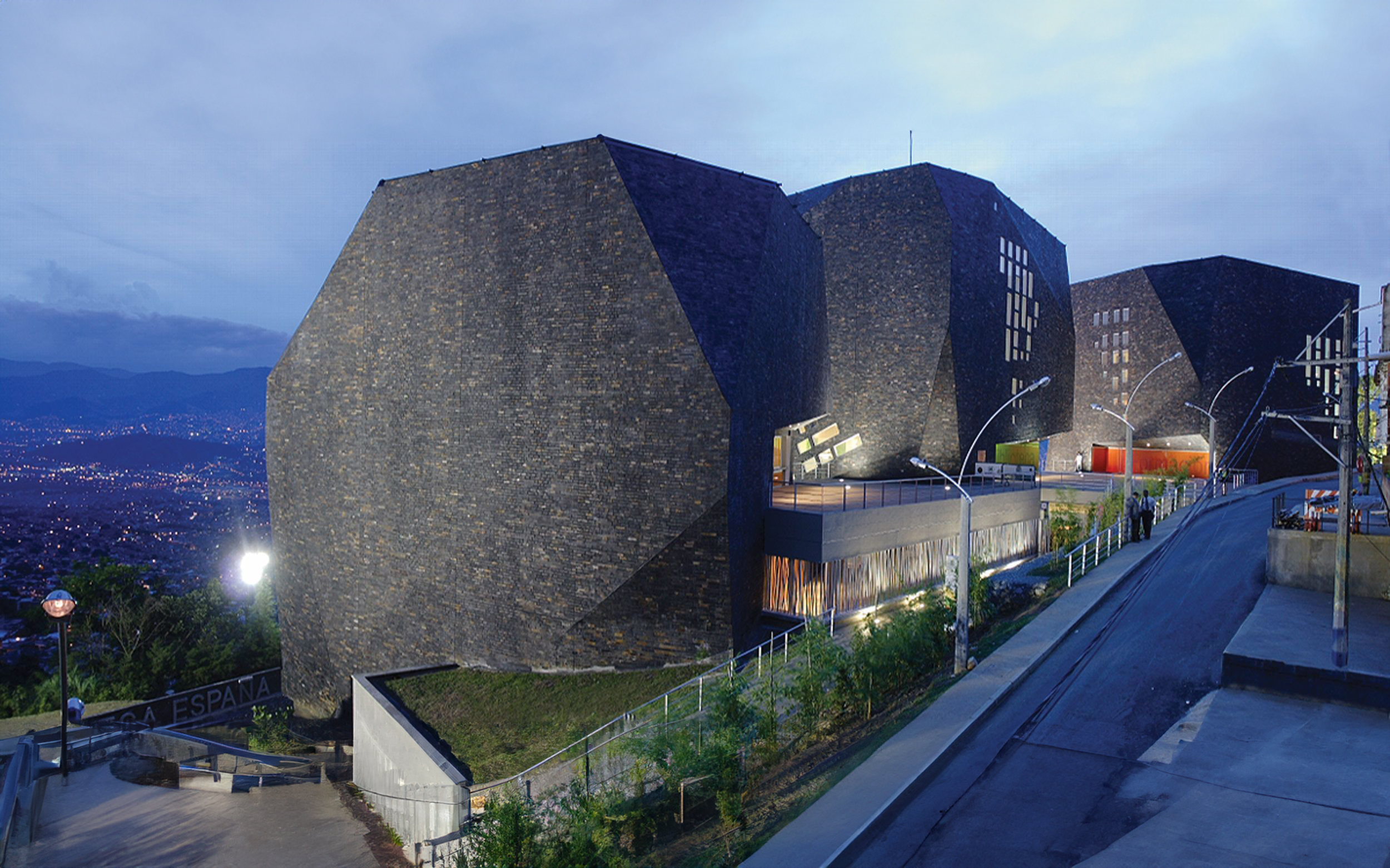 Biblioteca Espana en Medellin